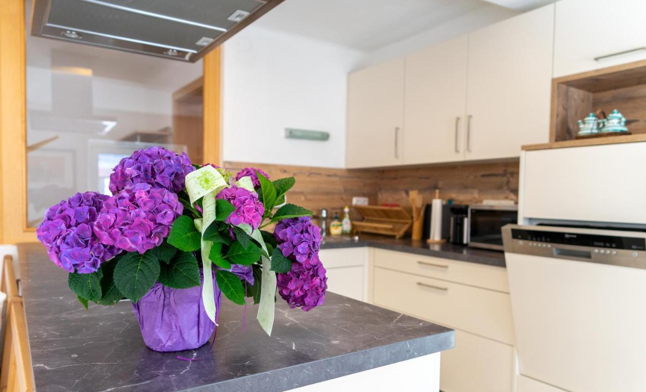 Modern Apartment In The City Center Of Бад Ишл Екстериор снимка